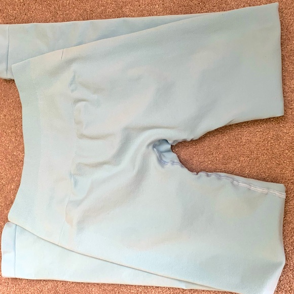 Alphalete Amplify SMALL - TRADE ONLY - Picture 8 of 11